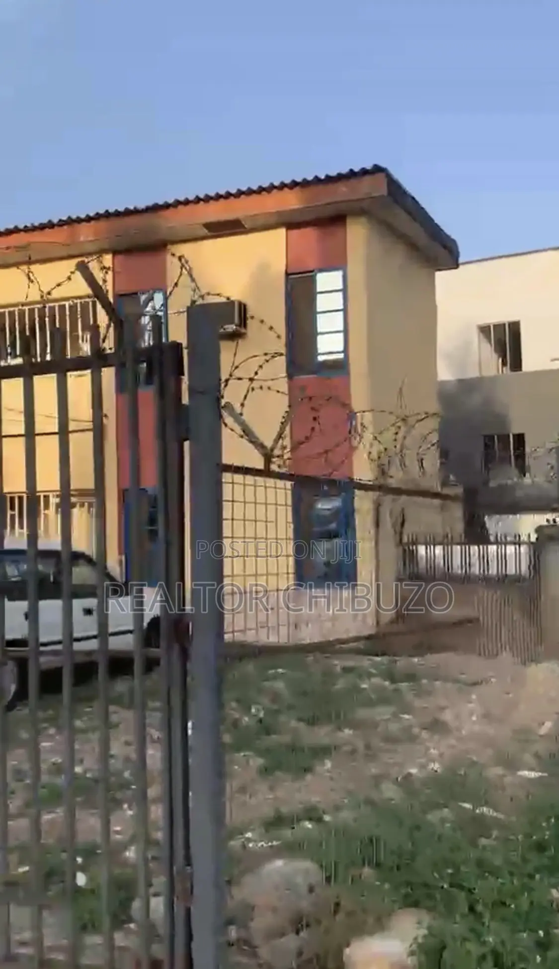 2bdrm Duplex in Abuja Top Realty, Garki 2 for sale