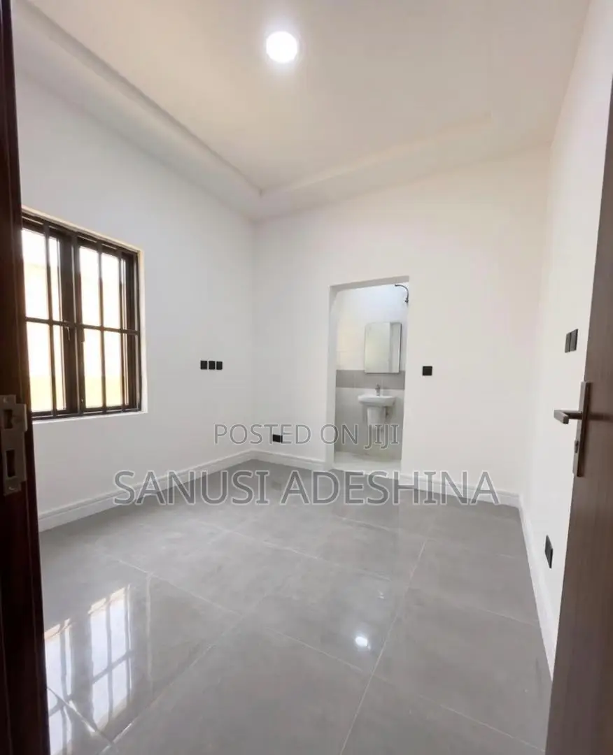 5bdrm Duplex in Katampe, Gwarinpa for rent