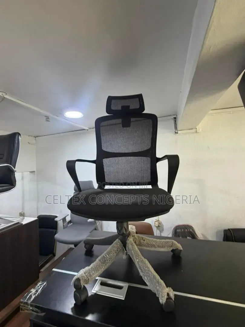 Black Ergonomic Mesh Office Chair