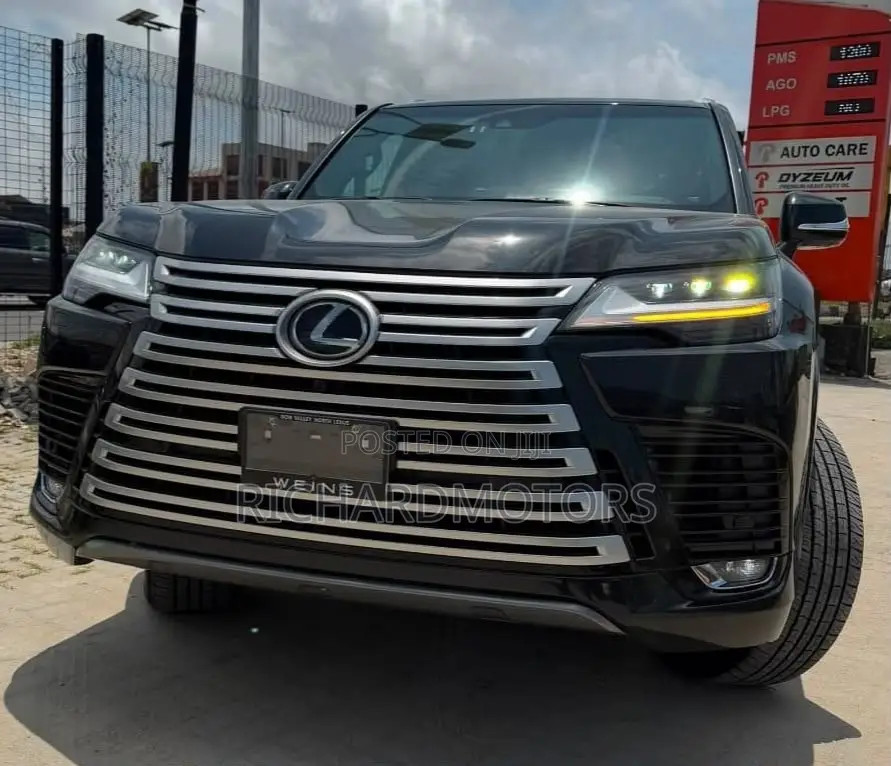 Lexus LX 600 2023 Black