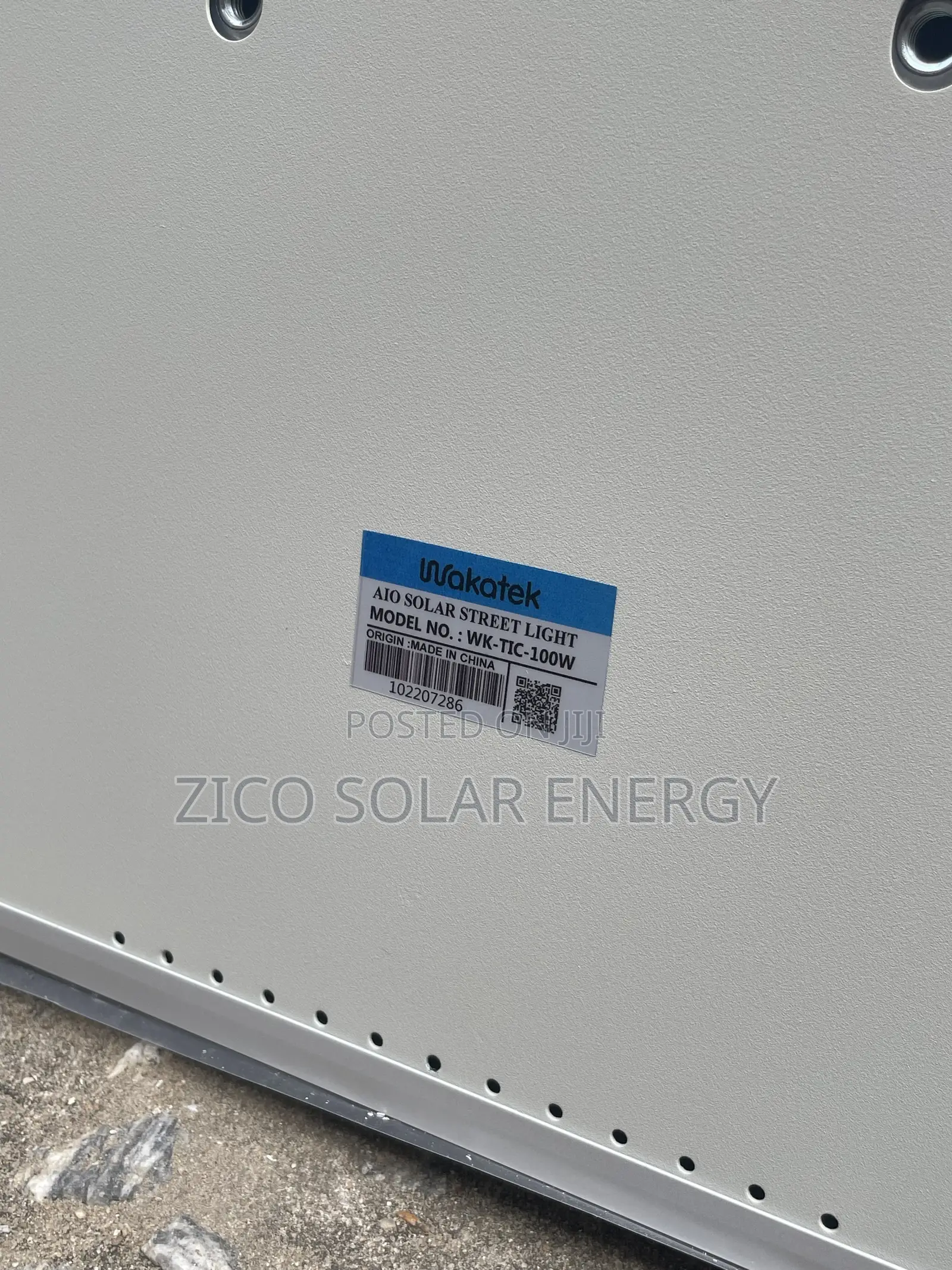 12eye Wakatek 100w Solar Street Lights