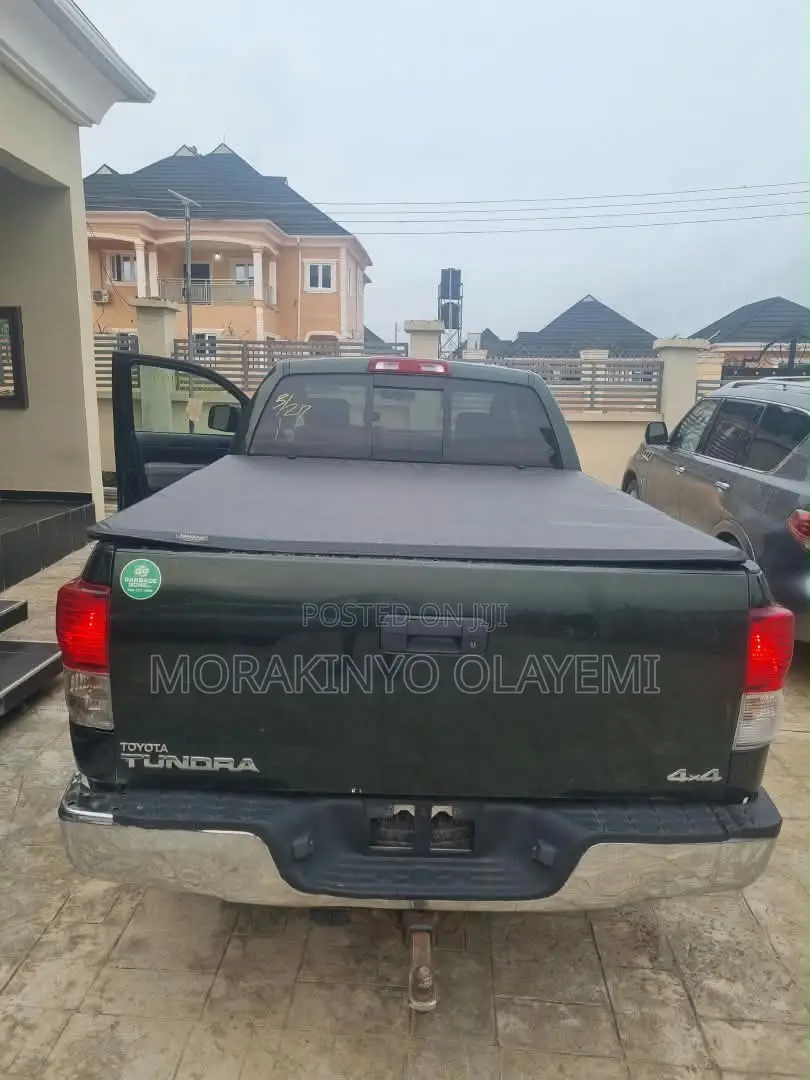Toyota Tundra Double Cab 4x4 Limited 2011 Green