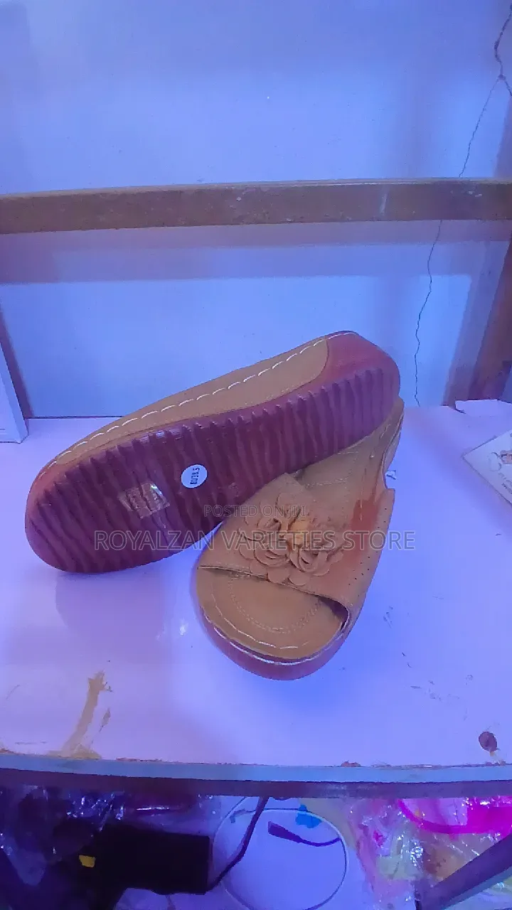 Female Slippers