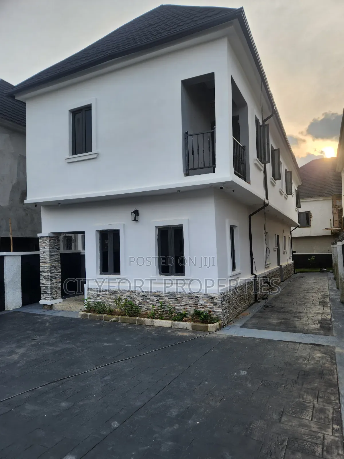 Furnished 4bdrm Duplex in Larix Estate, Wumba for sale