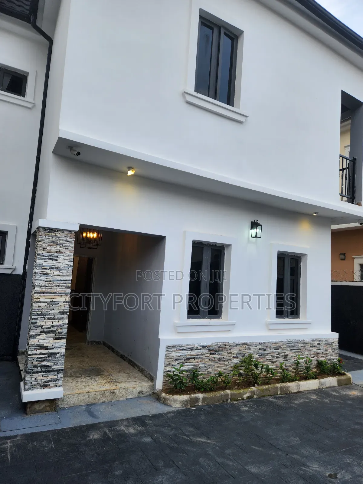 Furnished 4bdrm Duplex in Larix Estate, Wumba for sale