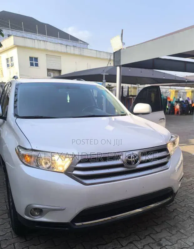 Toyota Highlander 2012 White