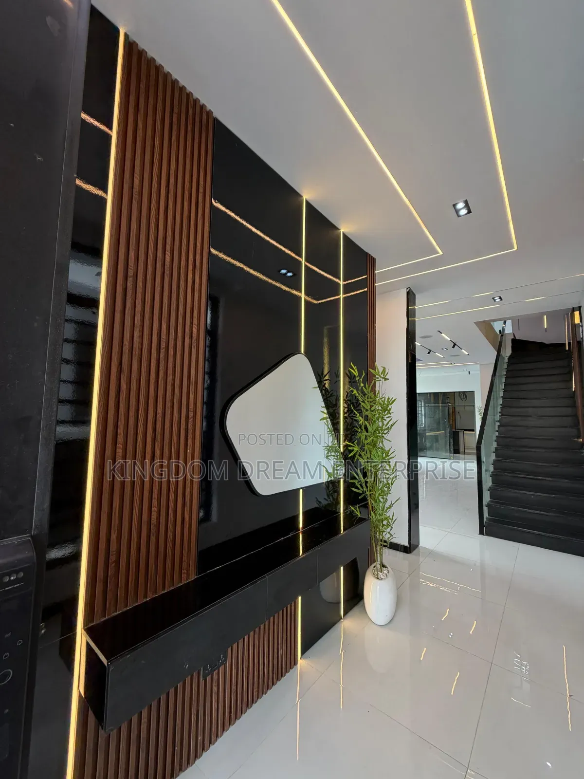 5bdrm Duplex in Ologolo Lekki Lagos for sale