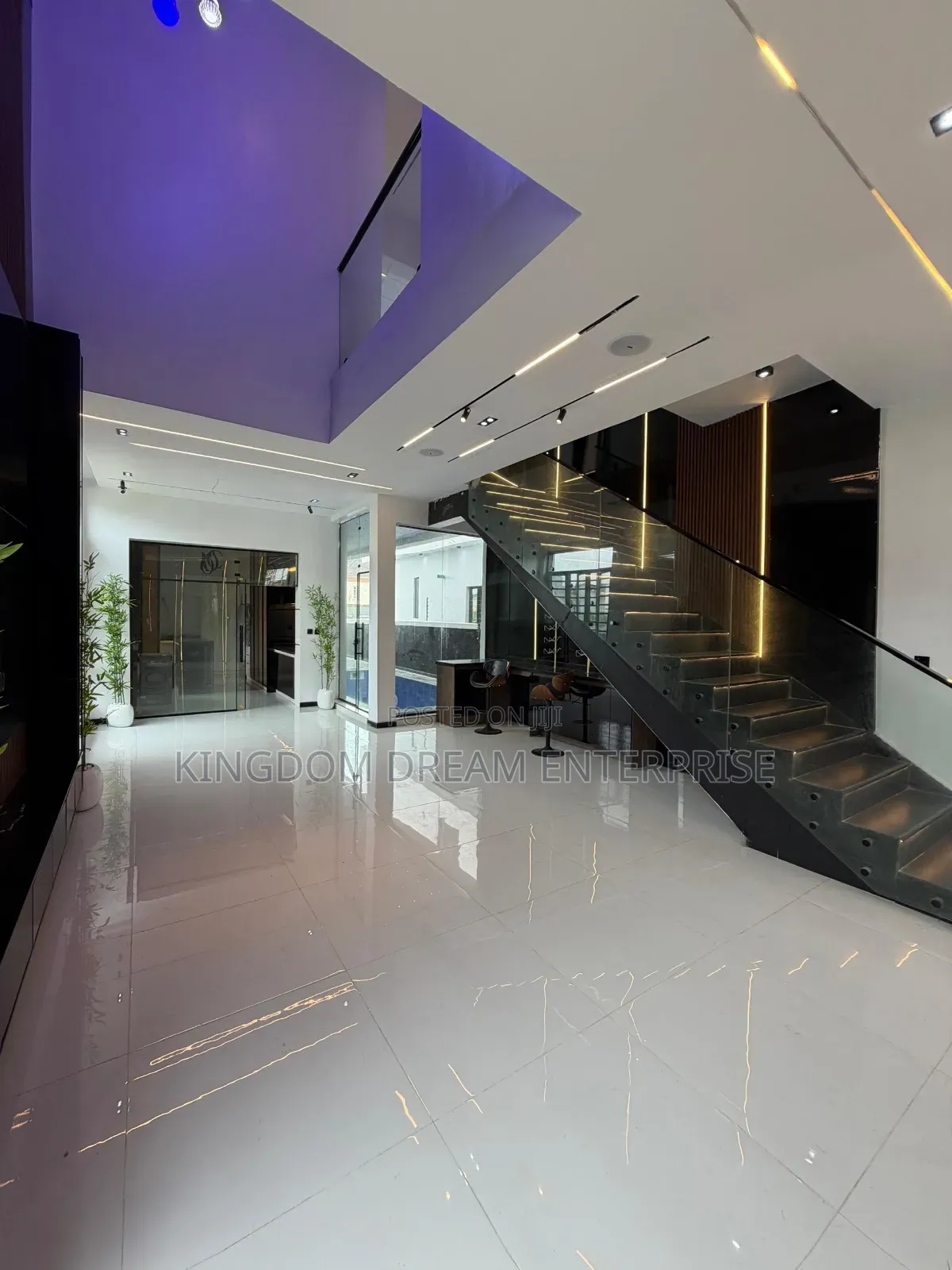 5bdrm Duplex in Ologolo Lekki Lagos for sale