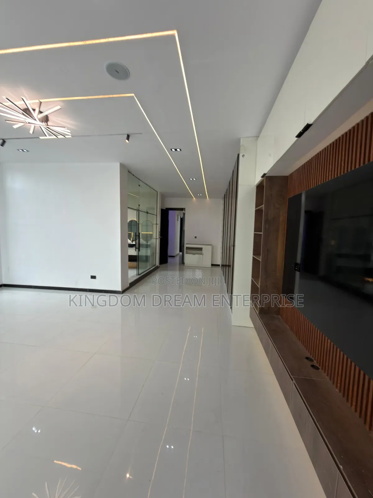 5bdrm Duplex in Ologolo Lekki Lagos for sale