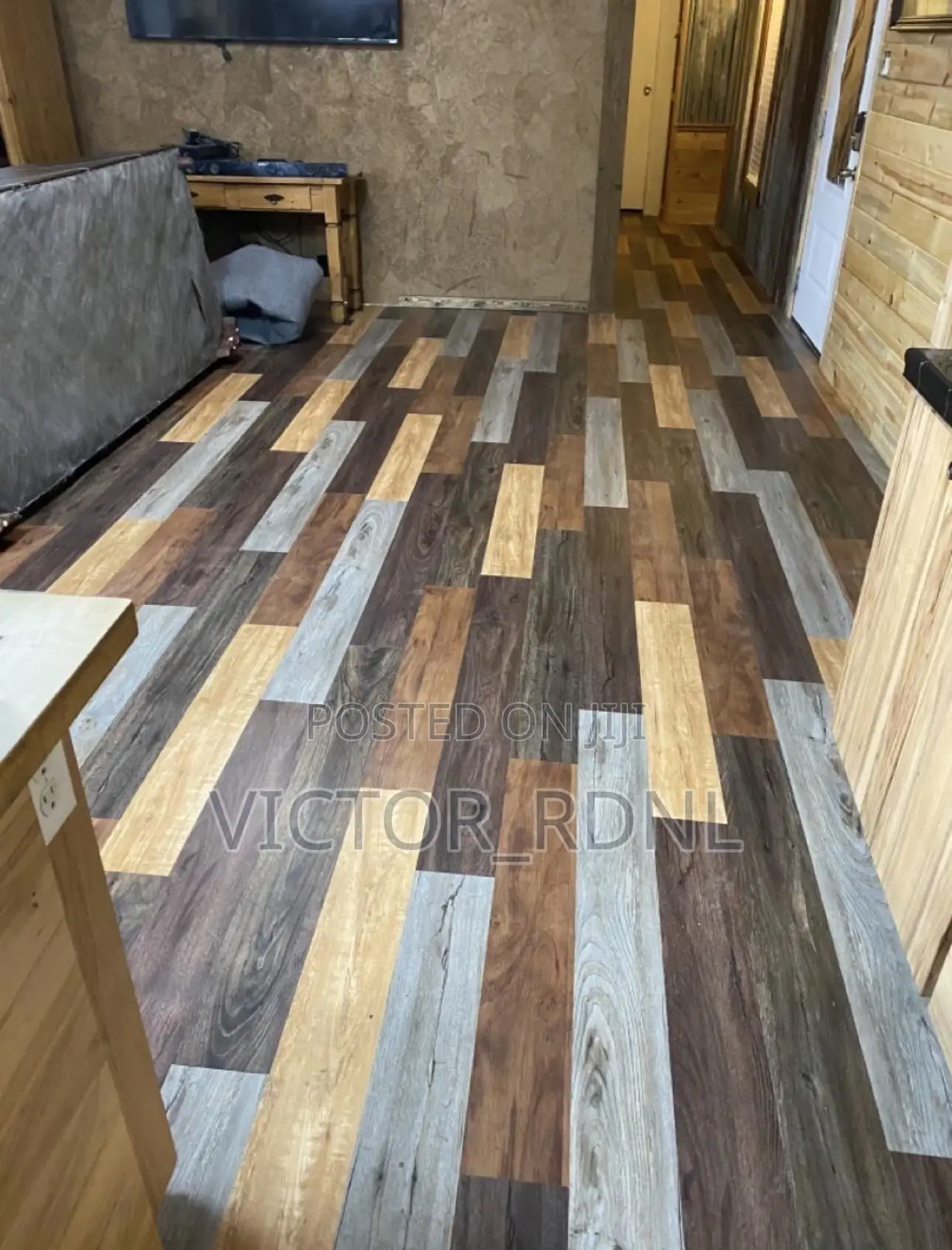 VINYL High Grade Rubber Tiles