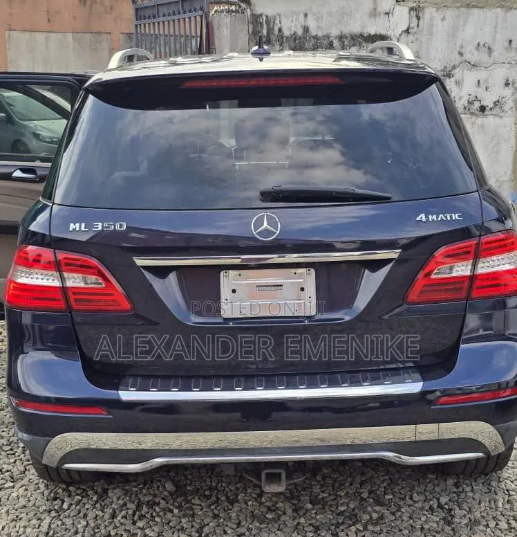 Mercedes-Benz M Class 2012 Blue