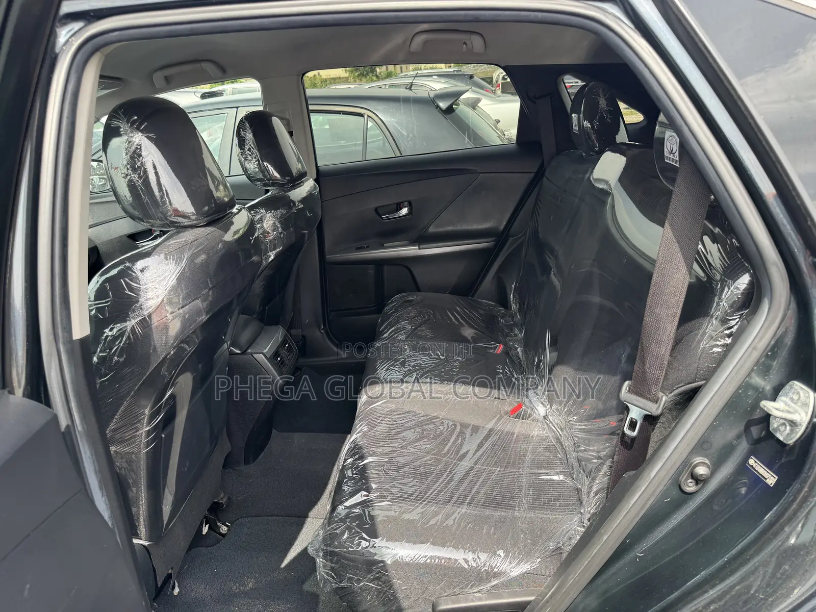 Toyota Venza LE 2013 Matt Black