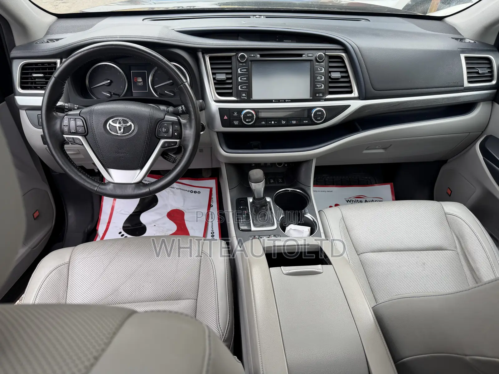 Toyota Highlander Limited Platinum 4x4 V6 (3.5L 6cyl 8A) 2018 Black
