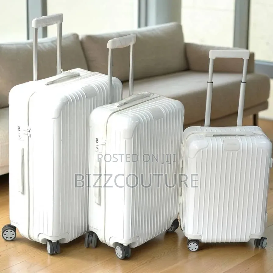 Original Luxury Traveling Boxes Available in Store