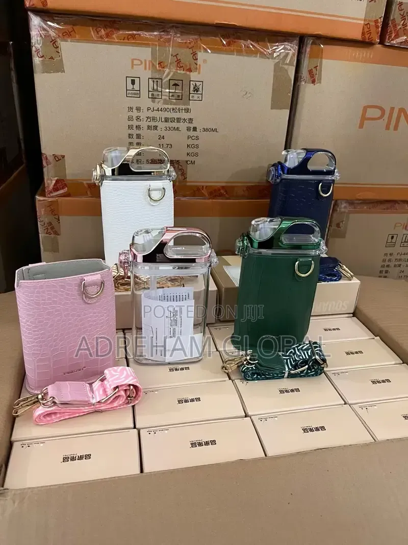 500ml Quality Fancy Croc Skin Leather Bag Water Bottle With Straw