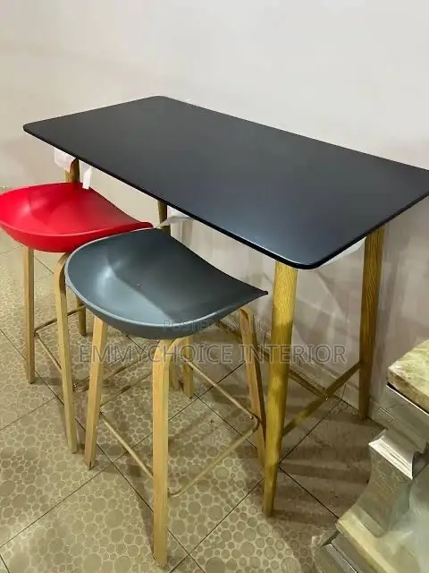 High Table and Bar Stool Chair Set