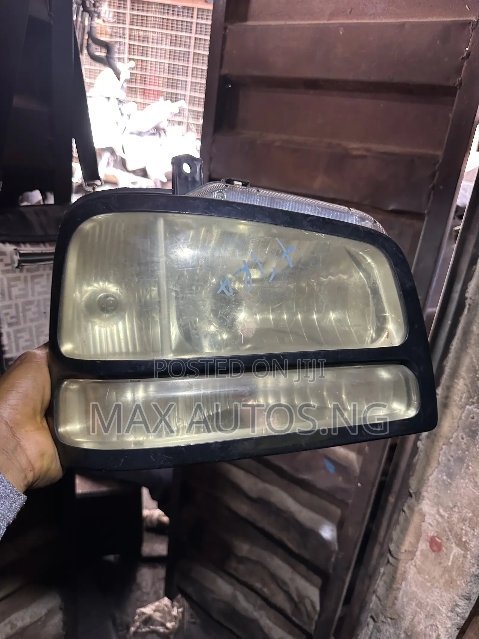 Suzuki Every Turbo Headlights