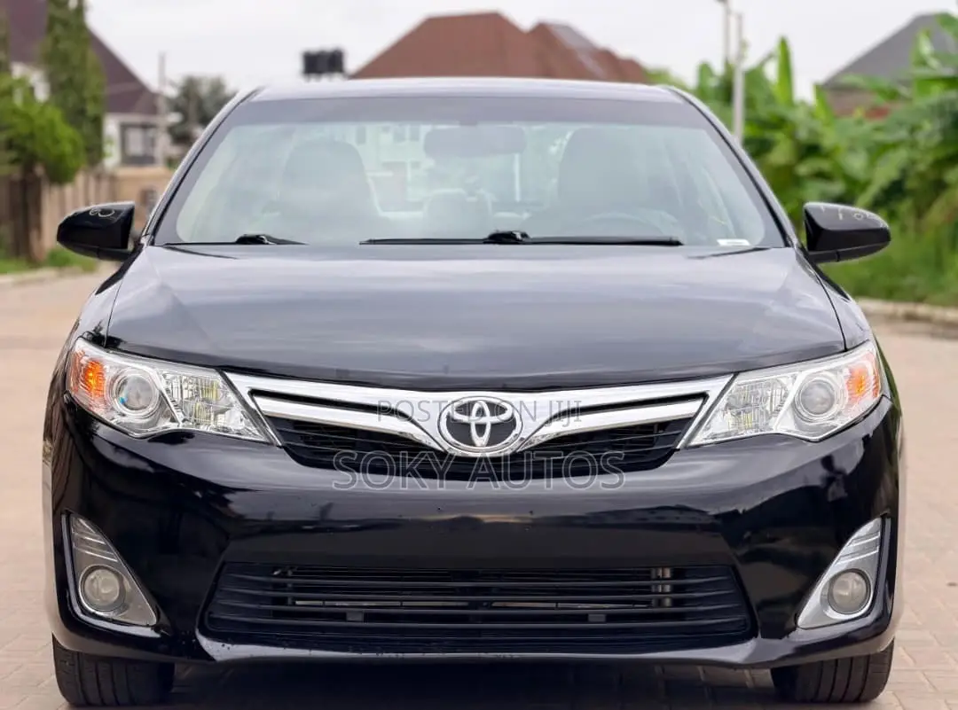 Toyota Camry 2013 Black