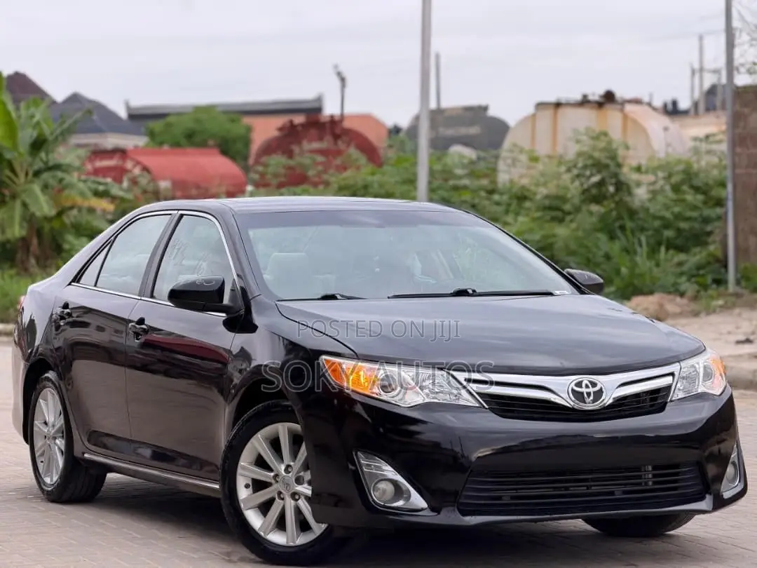 Toyota Camry 2013 Black