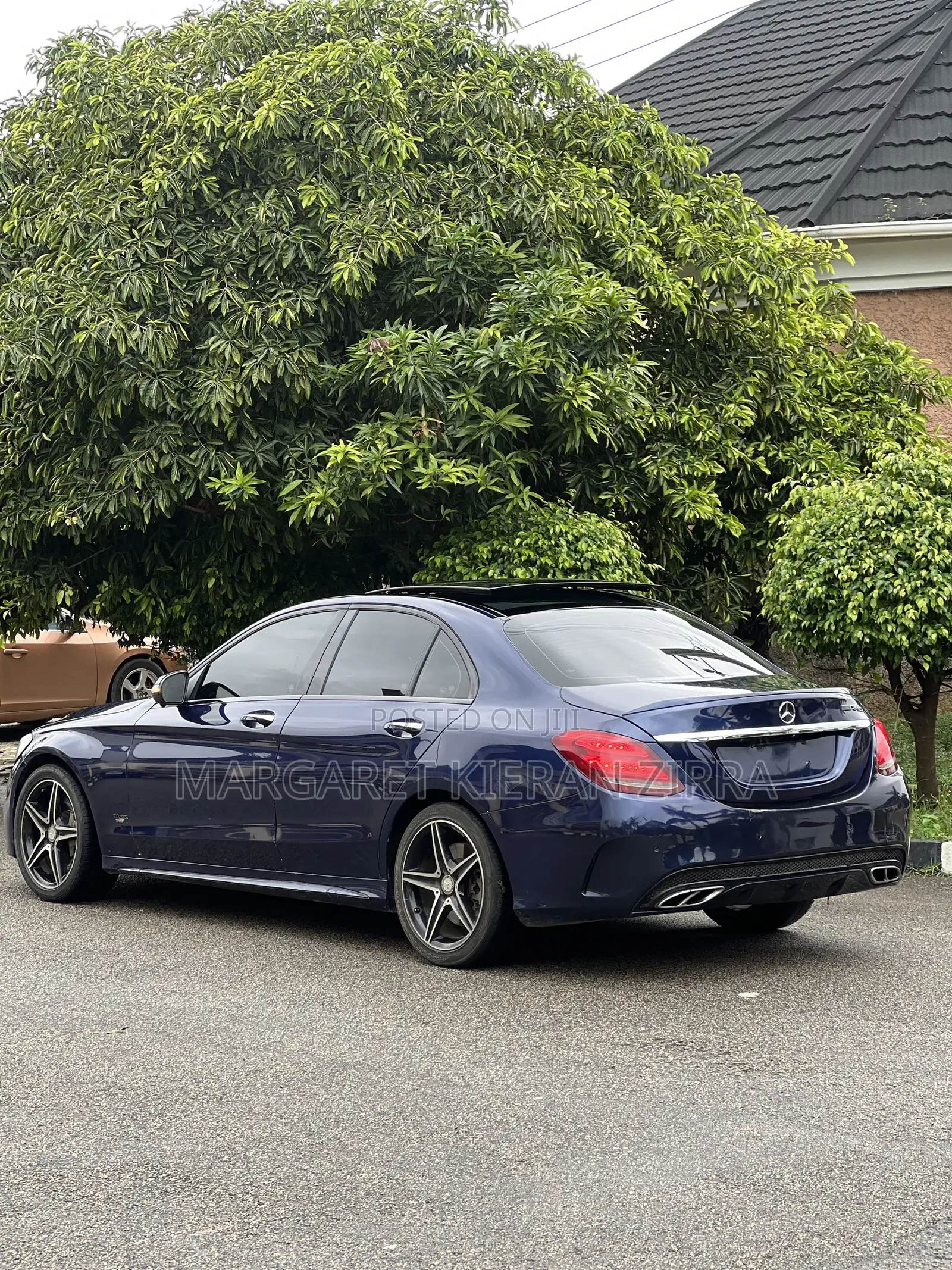 Mercedes-Benz C450 2017 Blue
