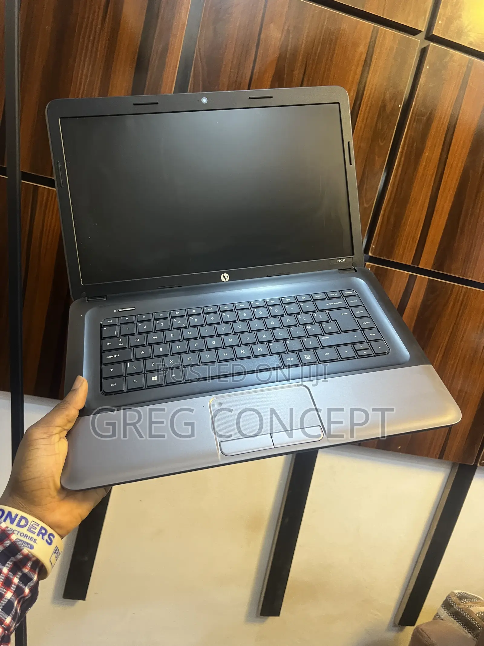 Laptop HP 255 6GB AMD A6 SSD 128GB
