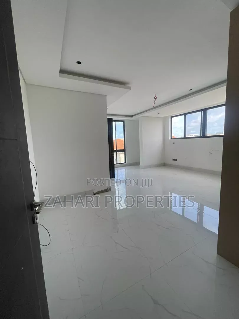 Furnished 4bdrm Duplex in Banana Island for rent