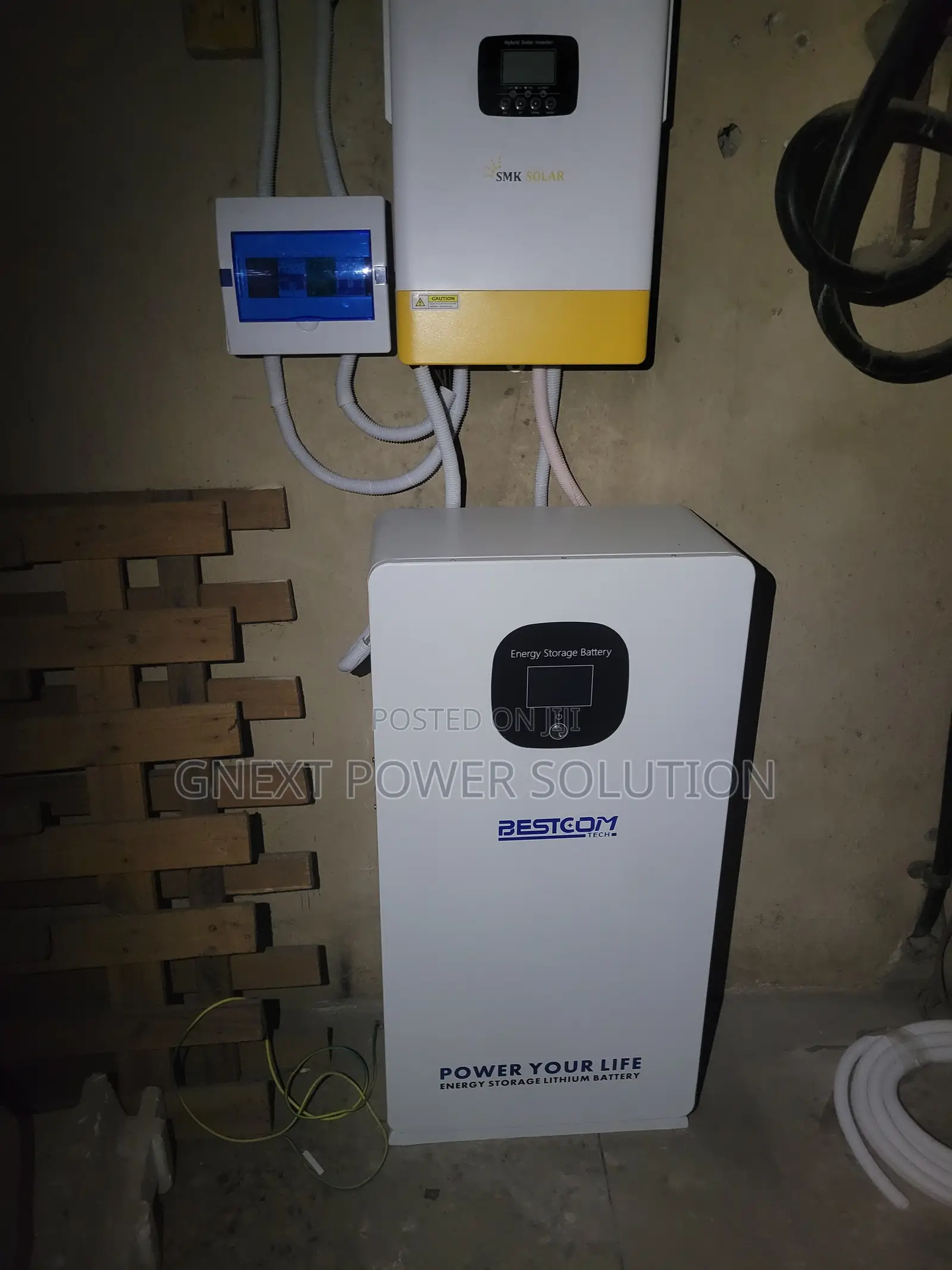 Full House Solar Power System Up Too 3 Bedrooms, 10kwh