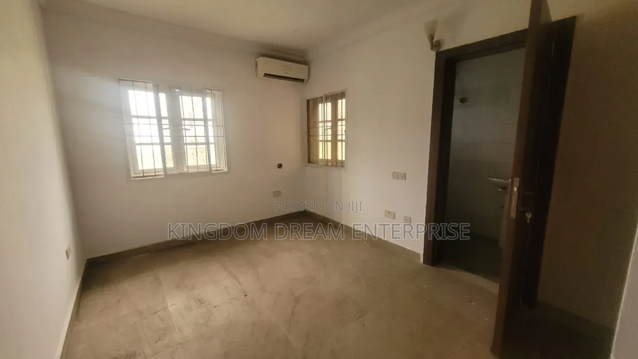 4bdrm Duplex in Ikate Lekki Lagos for rent