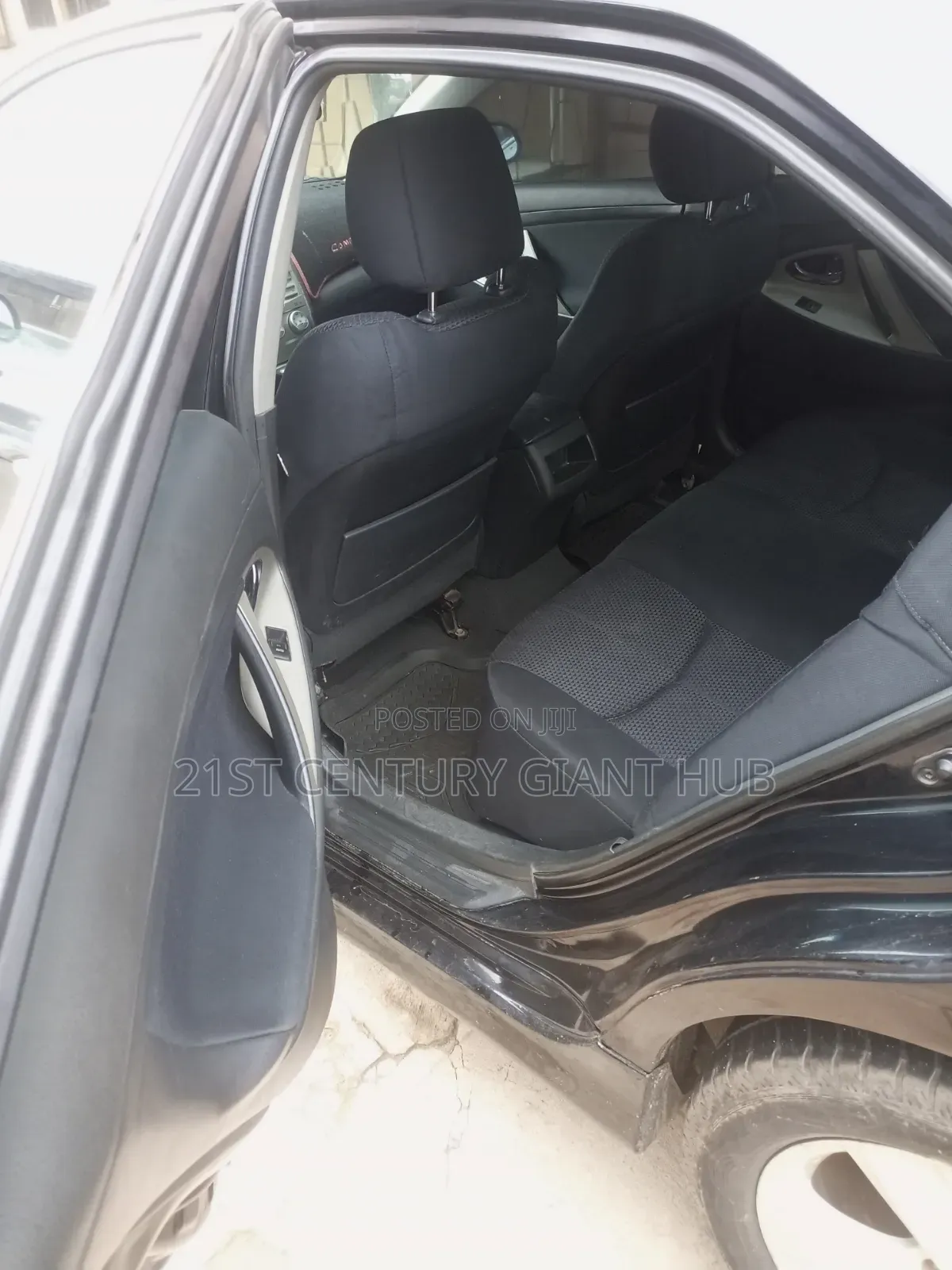 Toyota Camry SE 4dr Sedan (2.5L 4cyl 6AM) 2010 Black