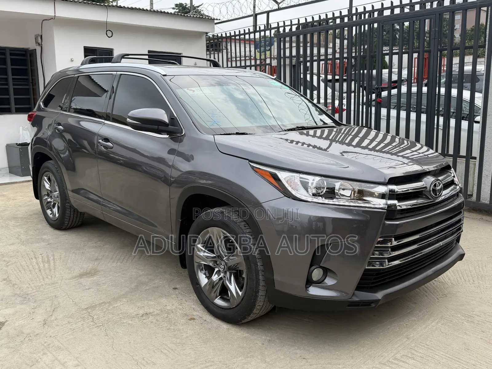 Toyota Highlander Limited Platinum 4x4 V6 (3.5L 6cyl 8A) 2018 Gray