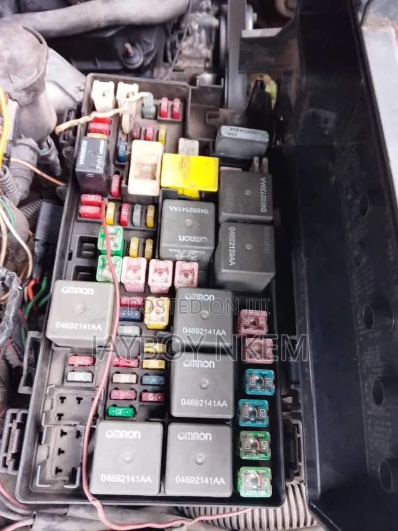 Fuse Box for Wrangler 2012