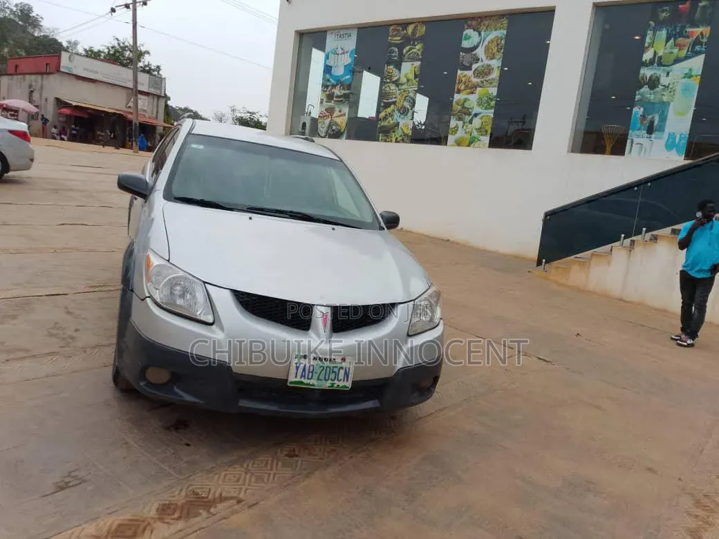 Pontiac Vibe 2005