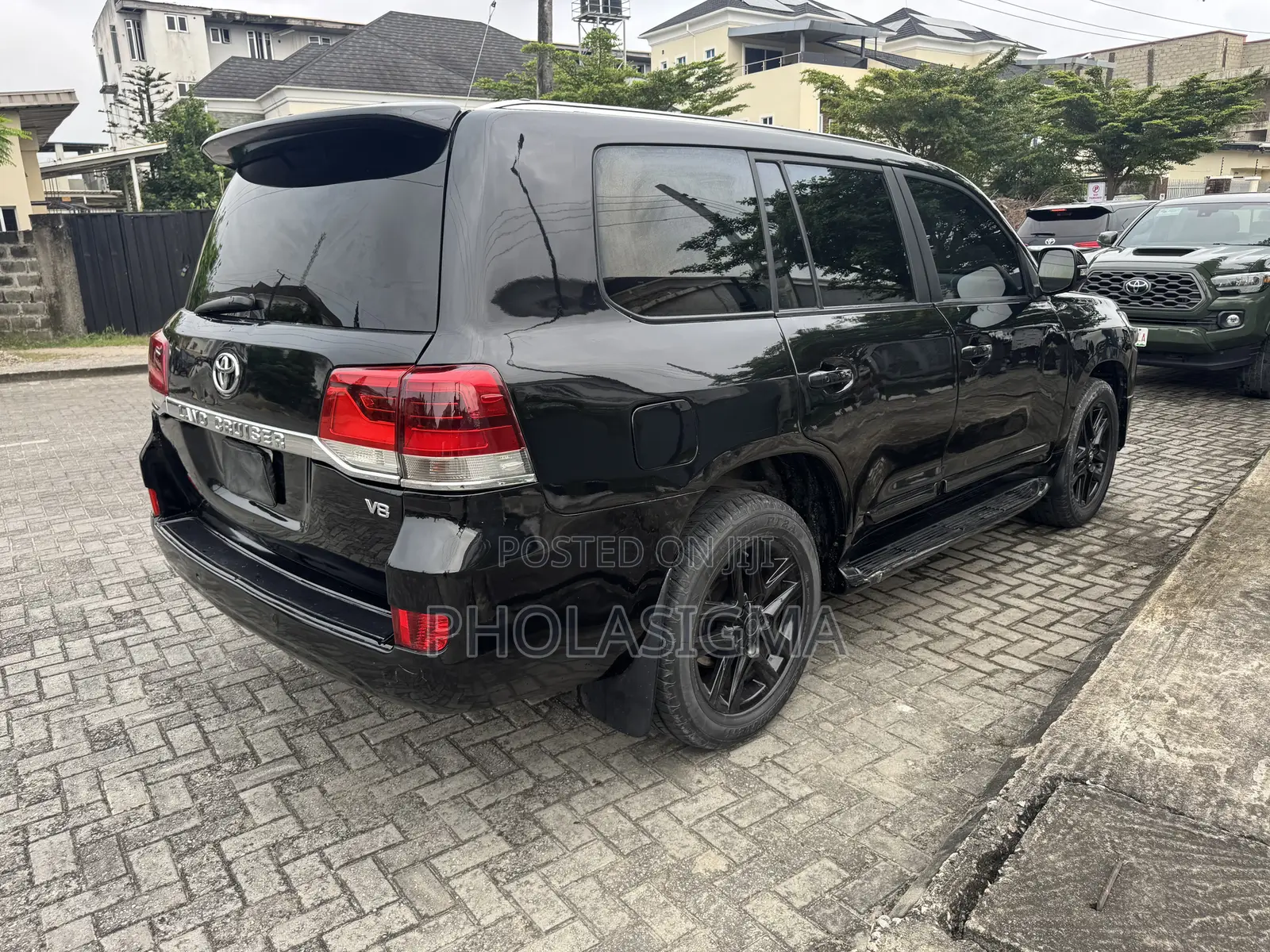 Toyota Land Cruiser 4.5 V8 VXR 2010 Black