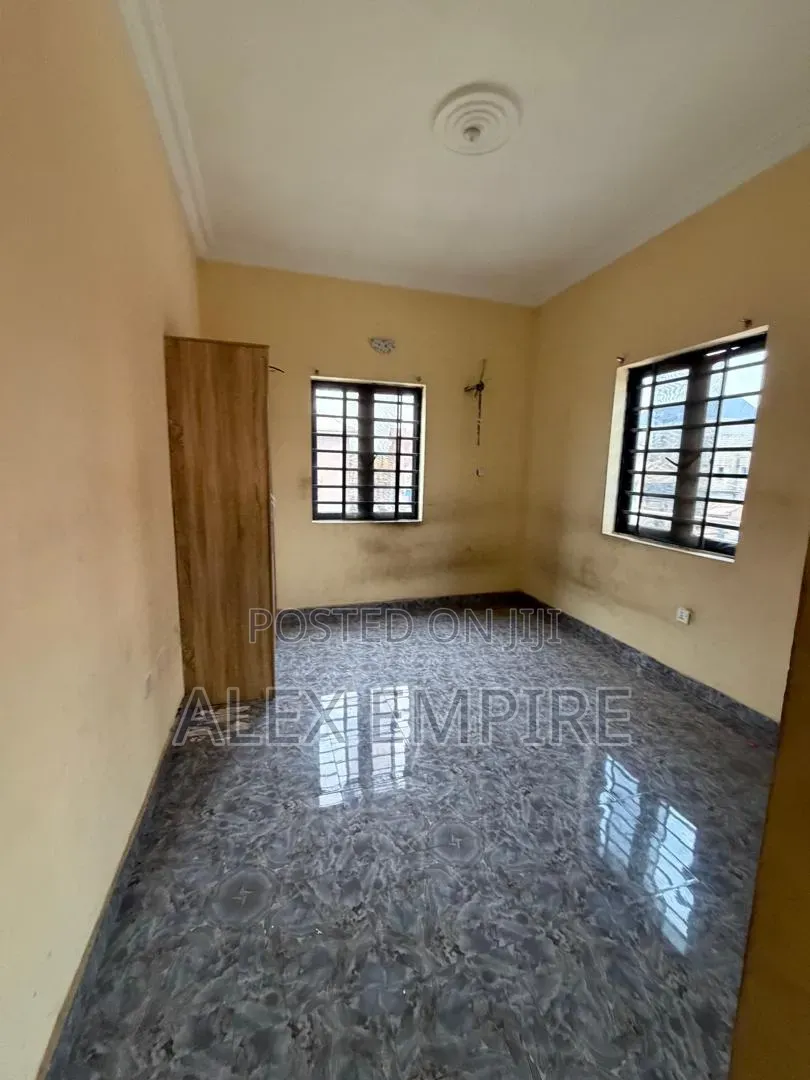 5bdrm Duplex in Osborne Foreshore Estate for rent