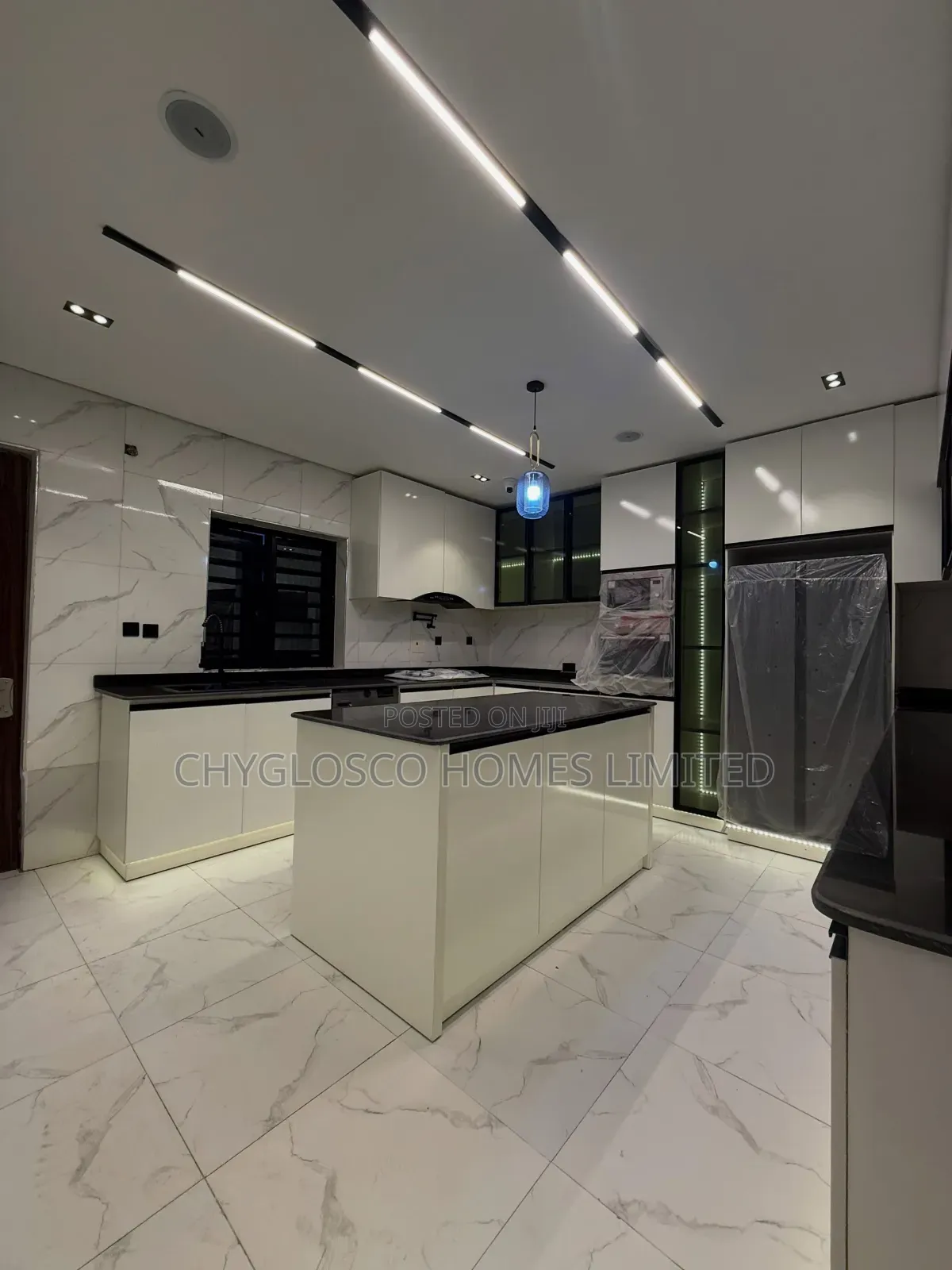 4bdrm Duplex in Woji for sale