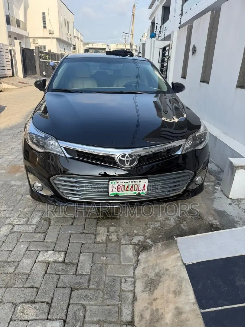 Toyota Avalon Limited 4dr Sedan (3.5L 6cyl 6A) 2014 Black