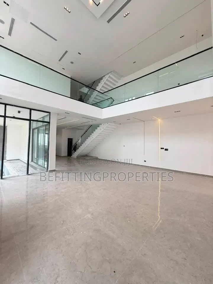 5bdrm Duplex in Lekki for sale