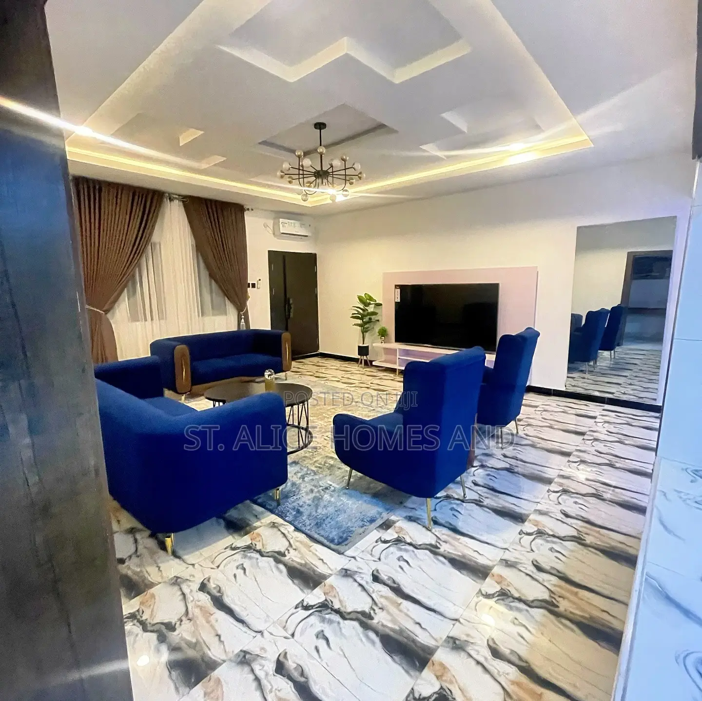 Ellsialow Lediana 2 Bedroom Apartment With Swimming Pool, Snooker, PS5