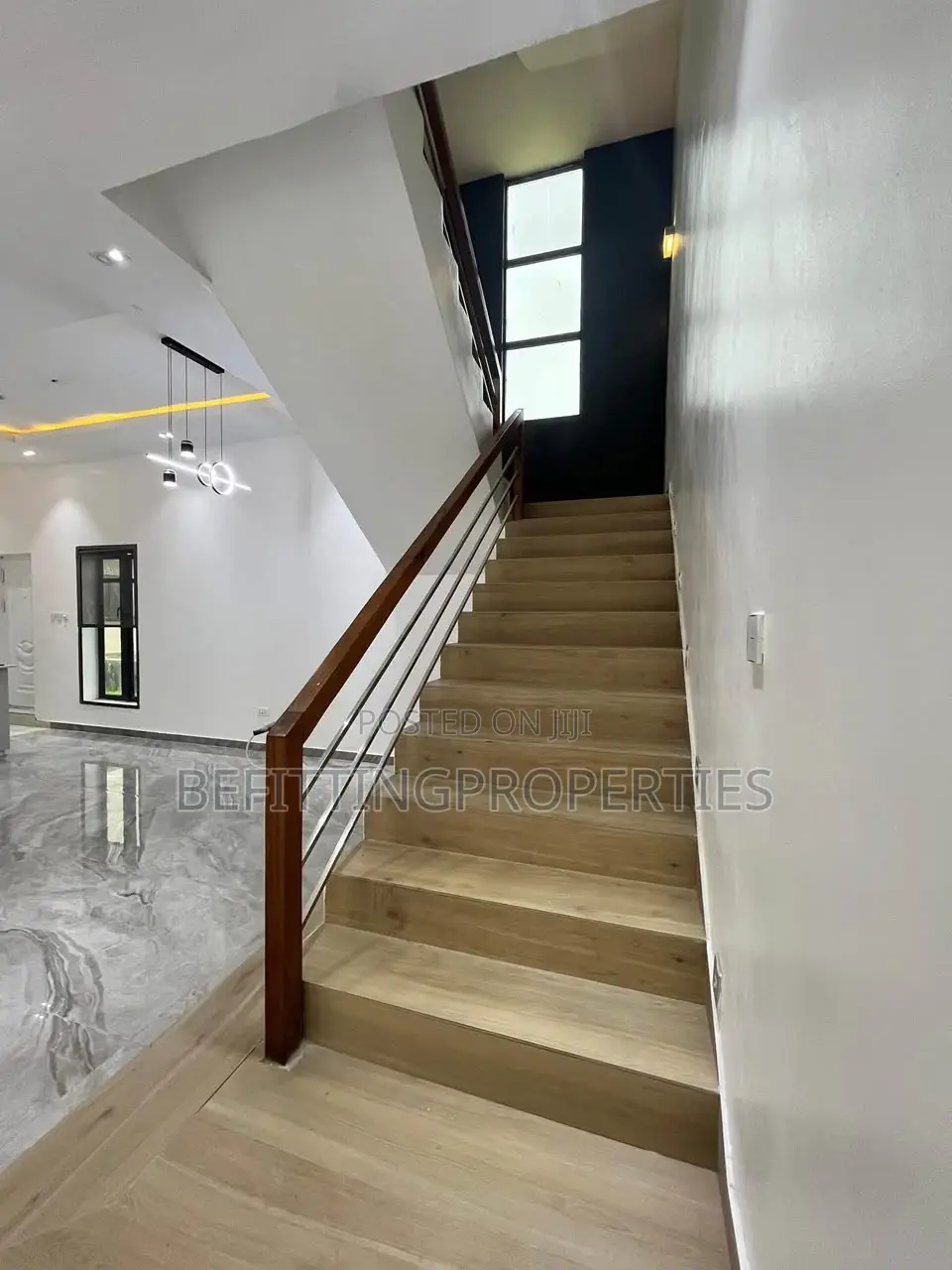 5bdrm Duplex in Lekki for sale