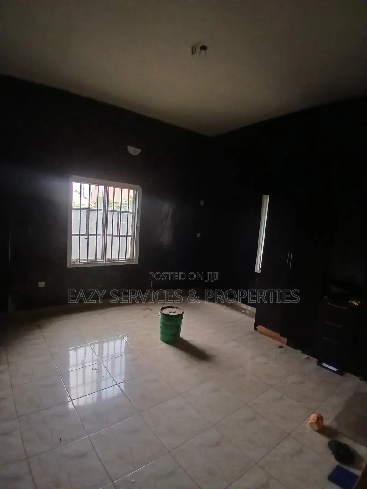 1bdrm Shared Apartment in Gated And Secured, Off Lekki-Epe Expressway