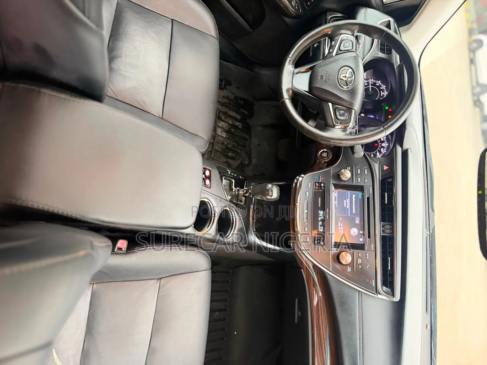 Toyota Avalon XLE Premium 4dr Sedan (3.5L 6cyl 6A) 2015 Gray