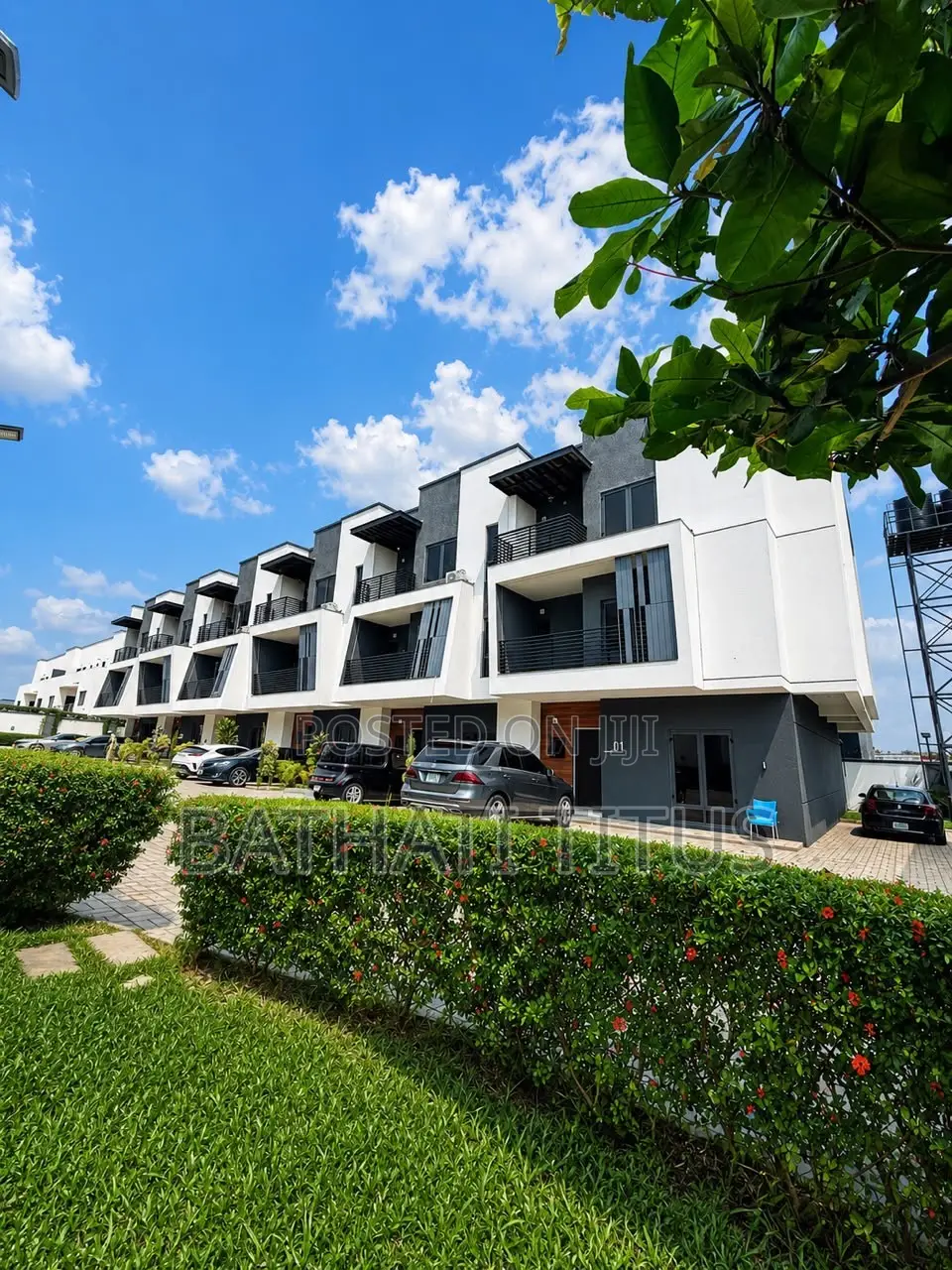 4bdrm Duplex in Life Camp for rent