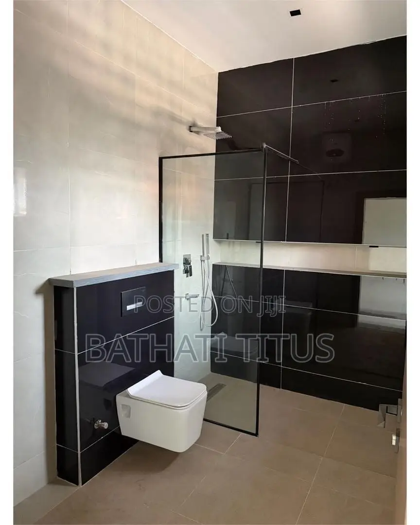 4bdrm Duplex in Life Camp for rent