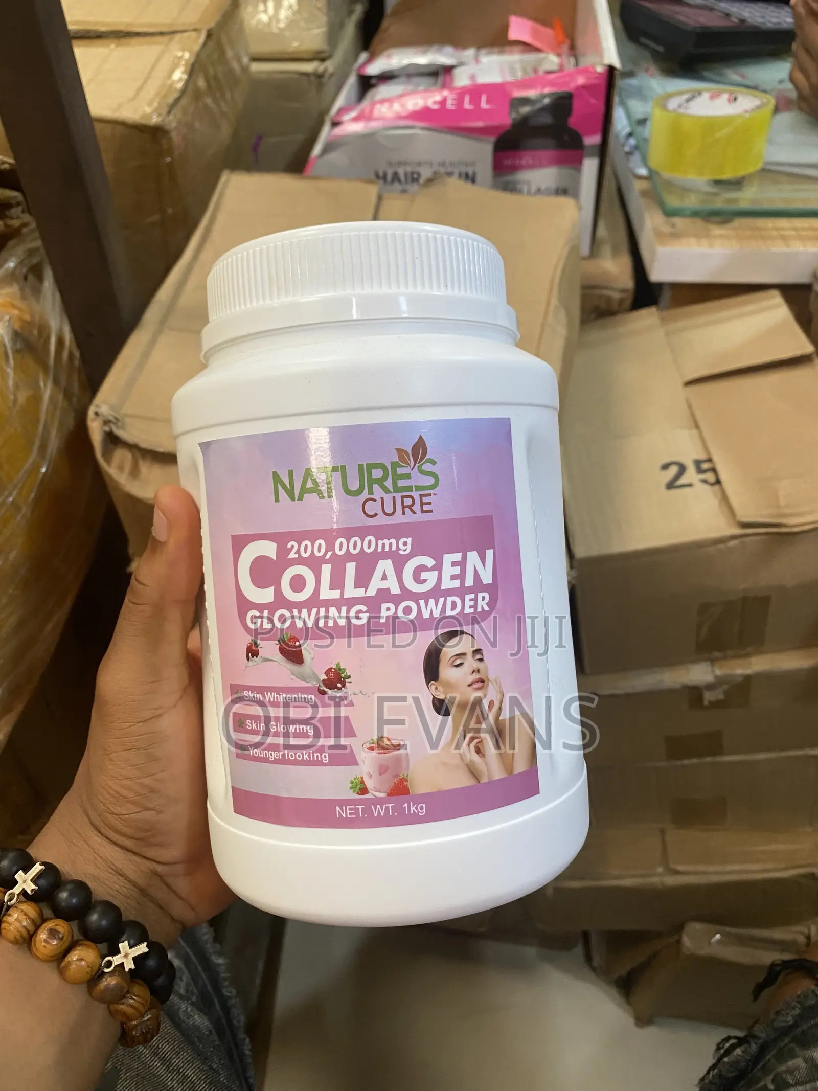 Collagen Glowing Powder.