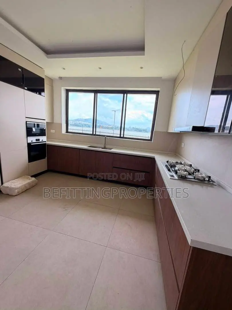 5bdrm Duplex in Jabi for sale