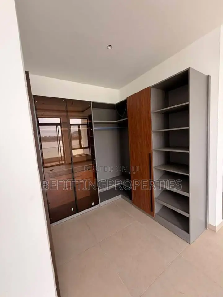 5bdrm Duplex in Jabi for sale