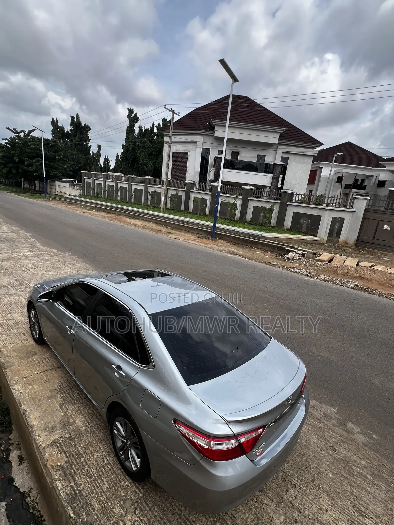 Toyota Camry 2016 Silver