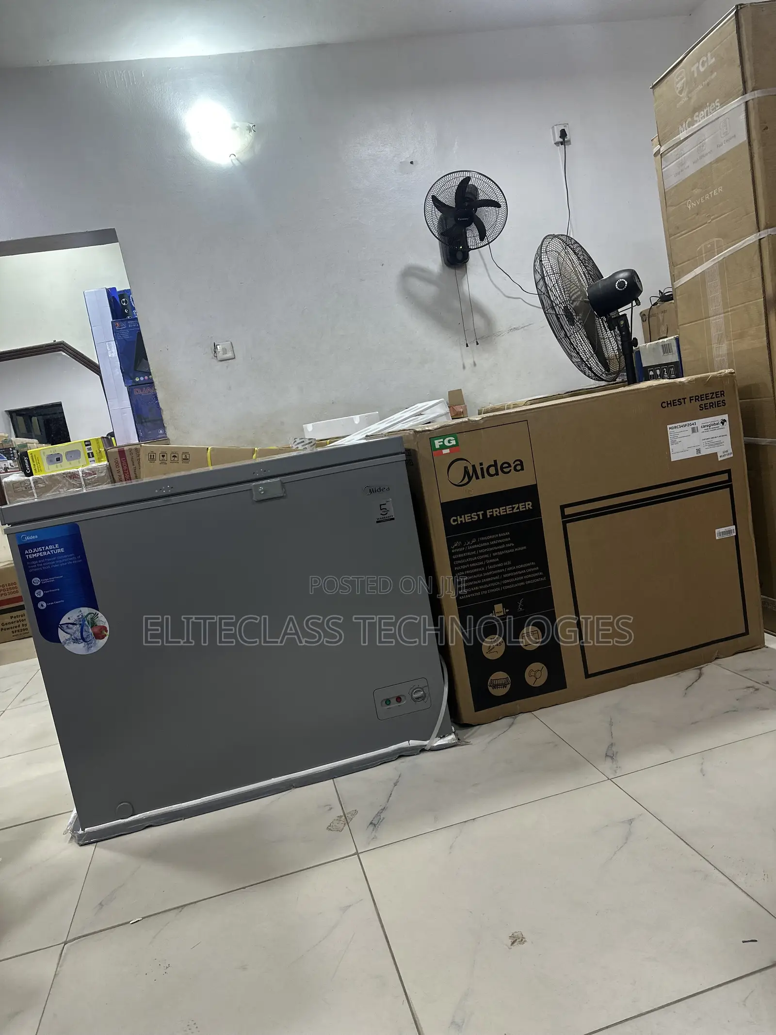 MDRC34SFZG43 Midea Deep Freezer 250L
