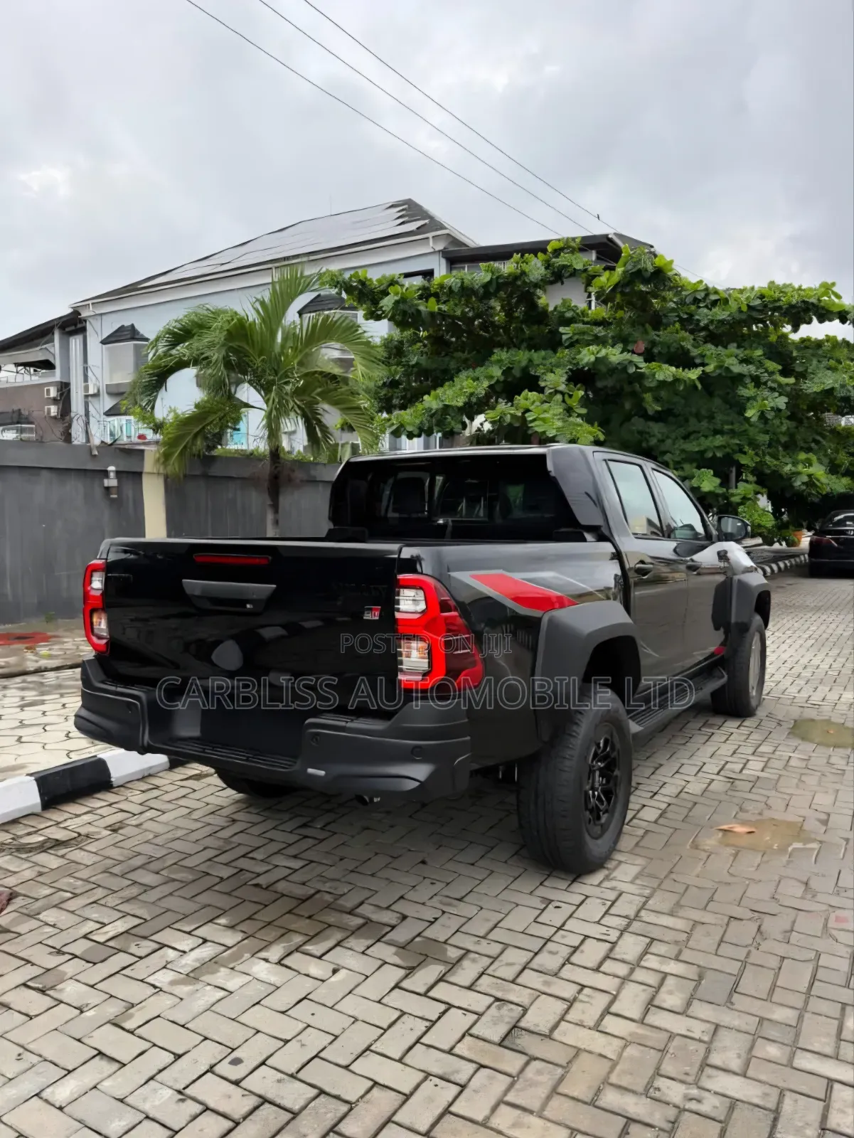 New Toyota Hilux 2025 Matt Black