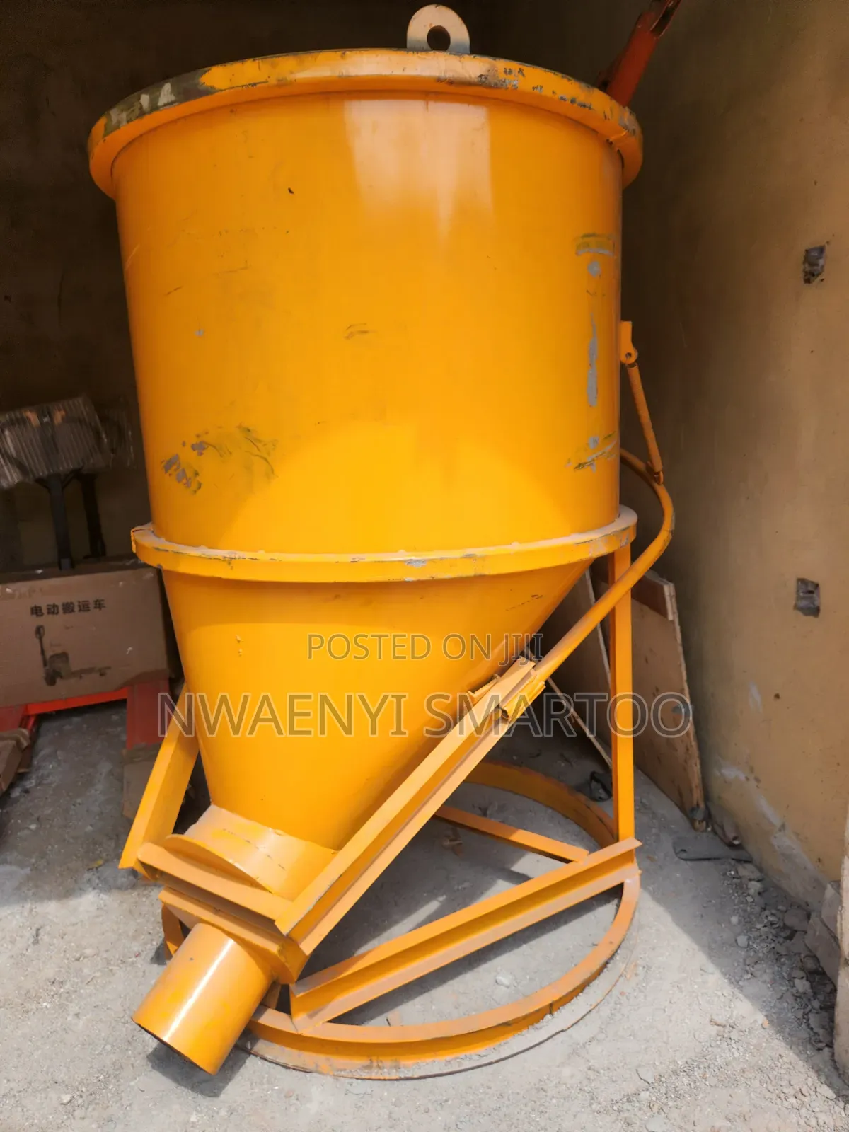 Concrete Bucket 500litres